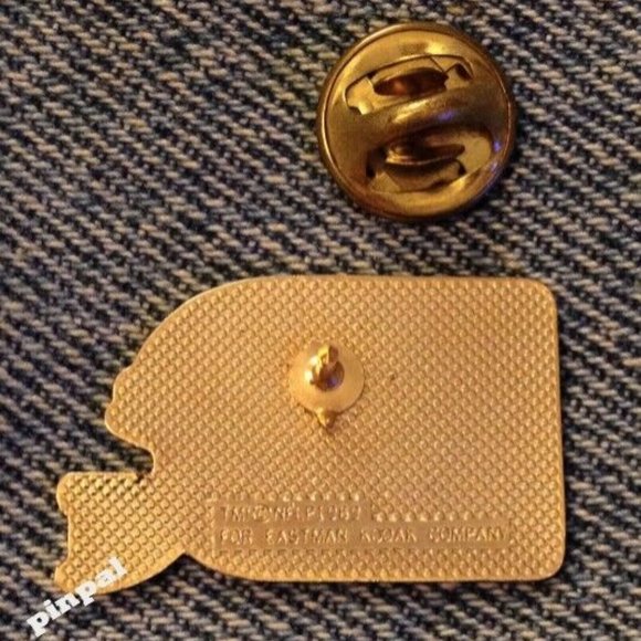 Los Angeles Rams Lapel Pin ~ Sponsor Kodak ~ NFL ~ Football ~ Vintage 1989 - Picture 2 of 3